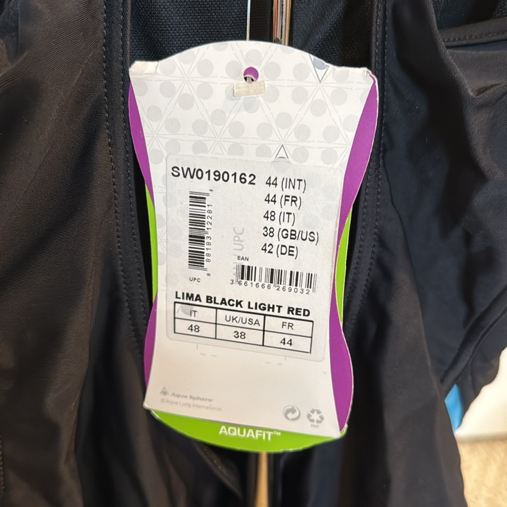 Aqua Sphere bathing suit. NWT. - Picture 4 of 7